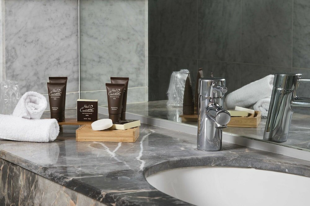 Фото Hotel des Deux Continents