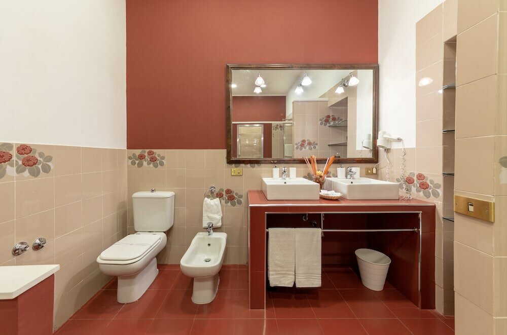 Фото Il Ventre di Napoli Broggia