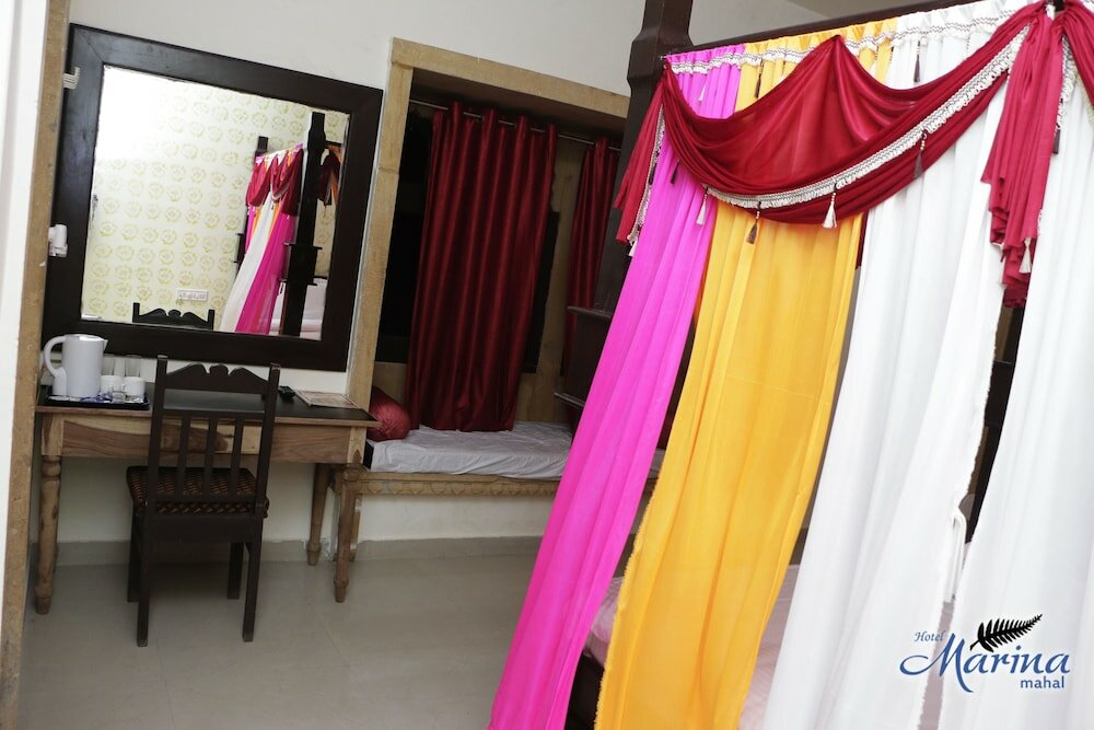 Фото Hotel Marina Mahal