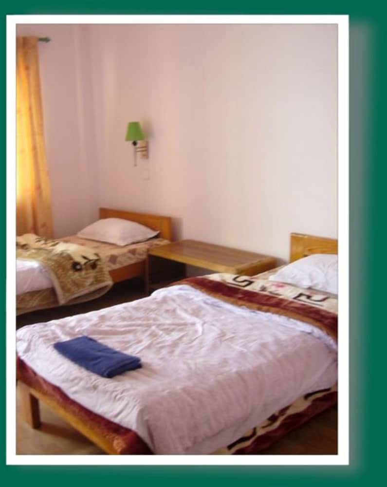 Фото Le Rhododendron Chambres D'hotes