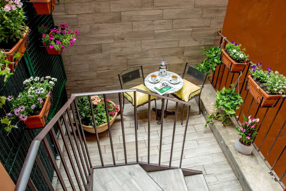 Фото Gcf Luxury Suites, Guest House