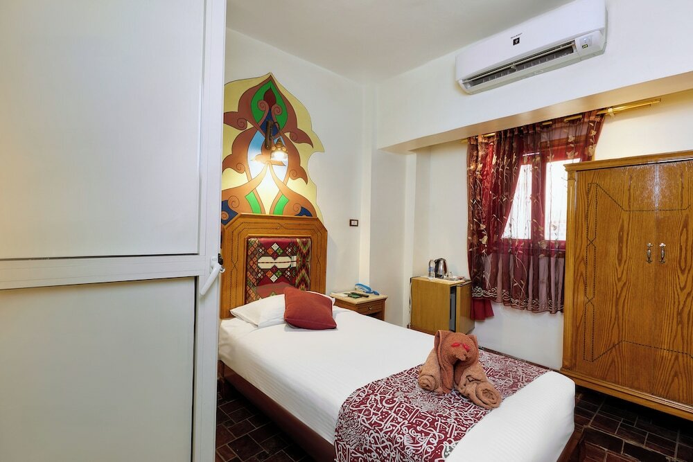 Фото Nefertiti Hotel