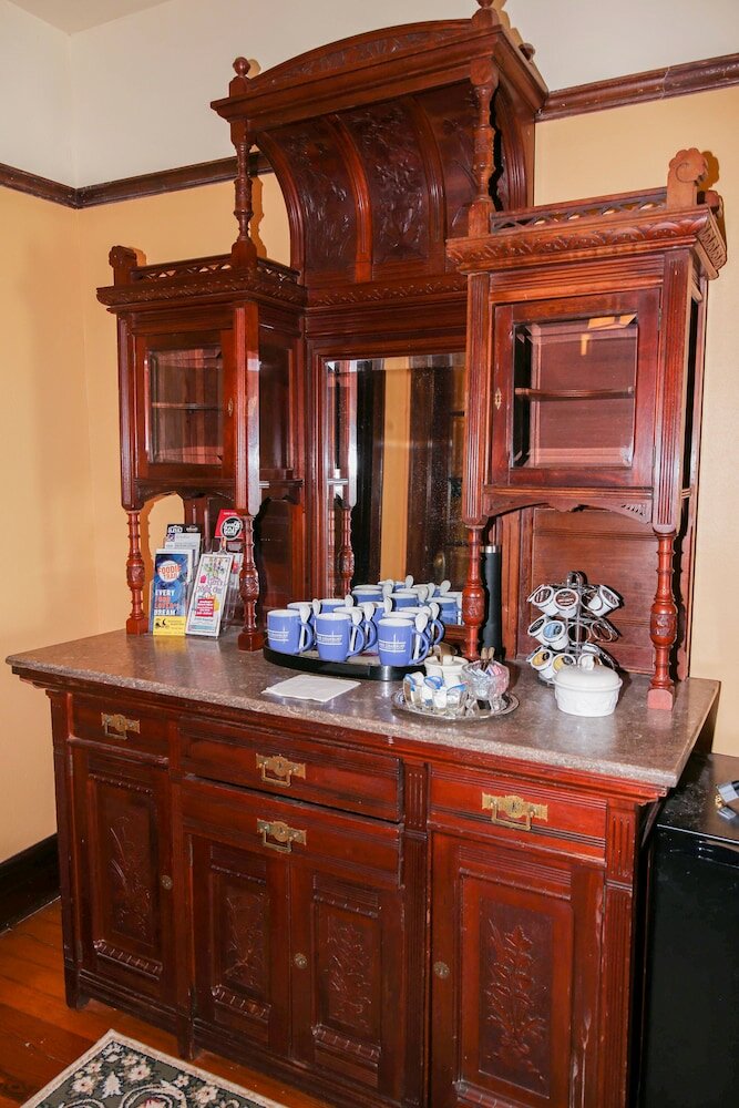Фото Iron Horse Inn