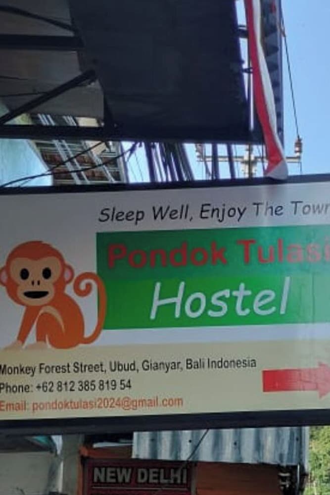 Фото Downtown Monkey Forest - Hostel
