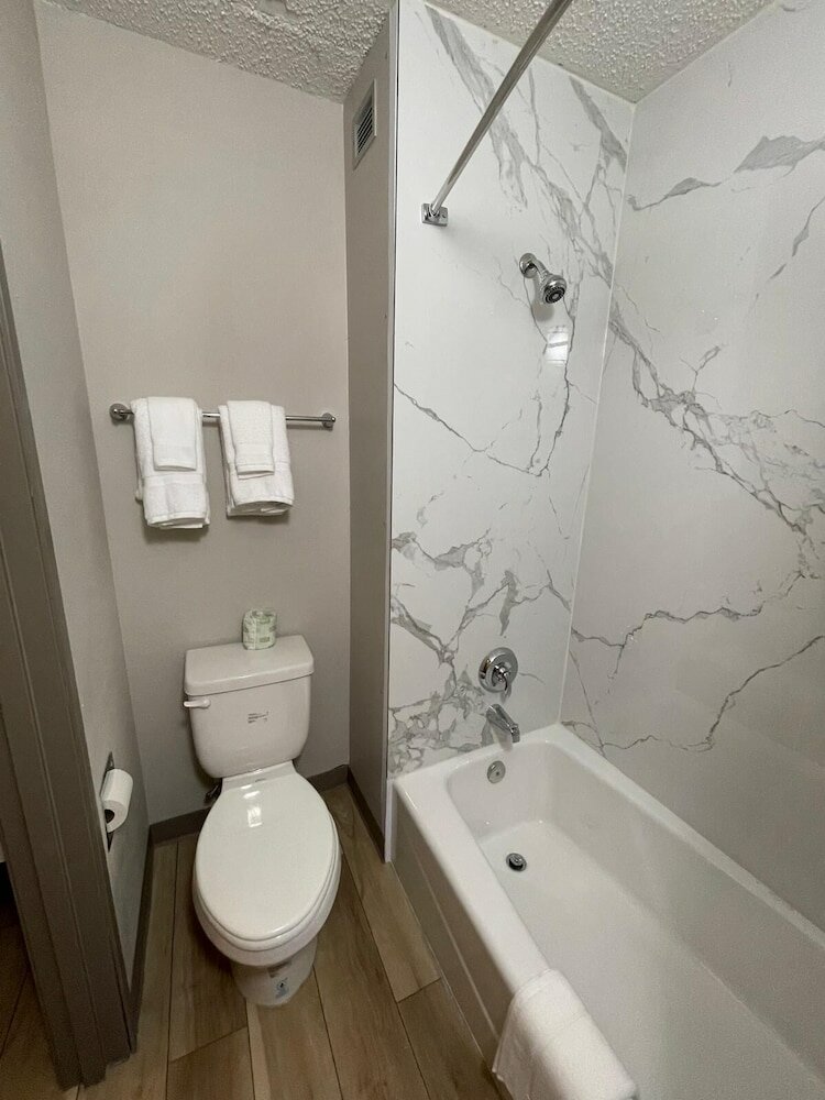 Фото Blackstone Hotel