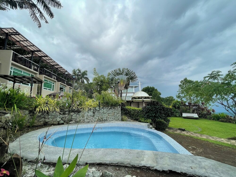 Фото Lakeview Suites by Cocotel