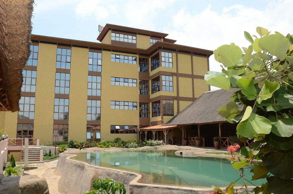 Фото отеля 1