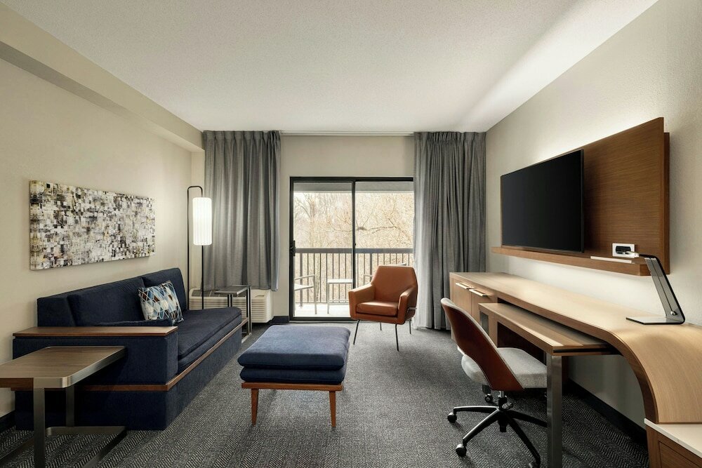 Фото Courtyard by Marriott Wilmington Brandywine