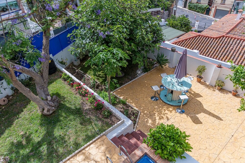 Фото Blue Castle Guesthouse