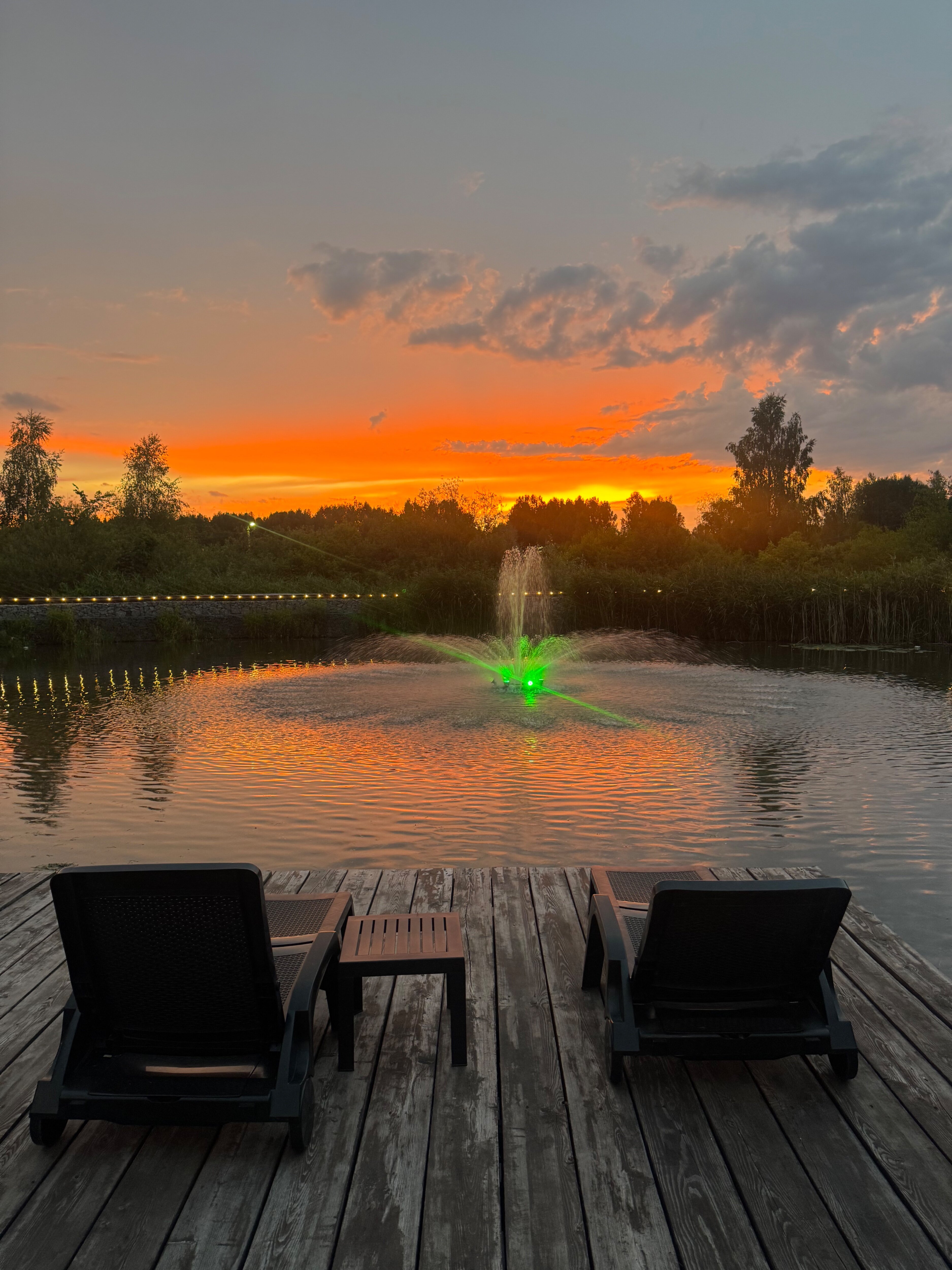 Фото White Grove