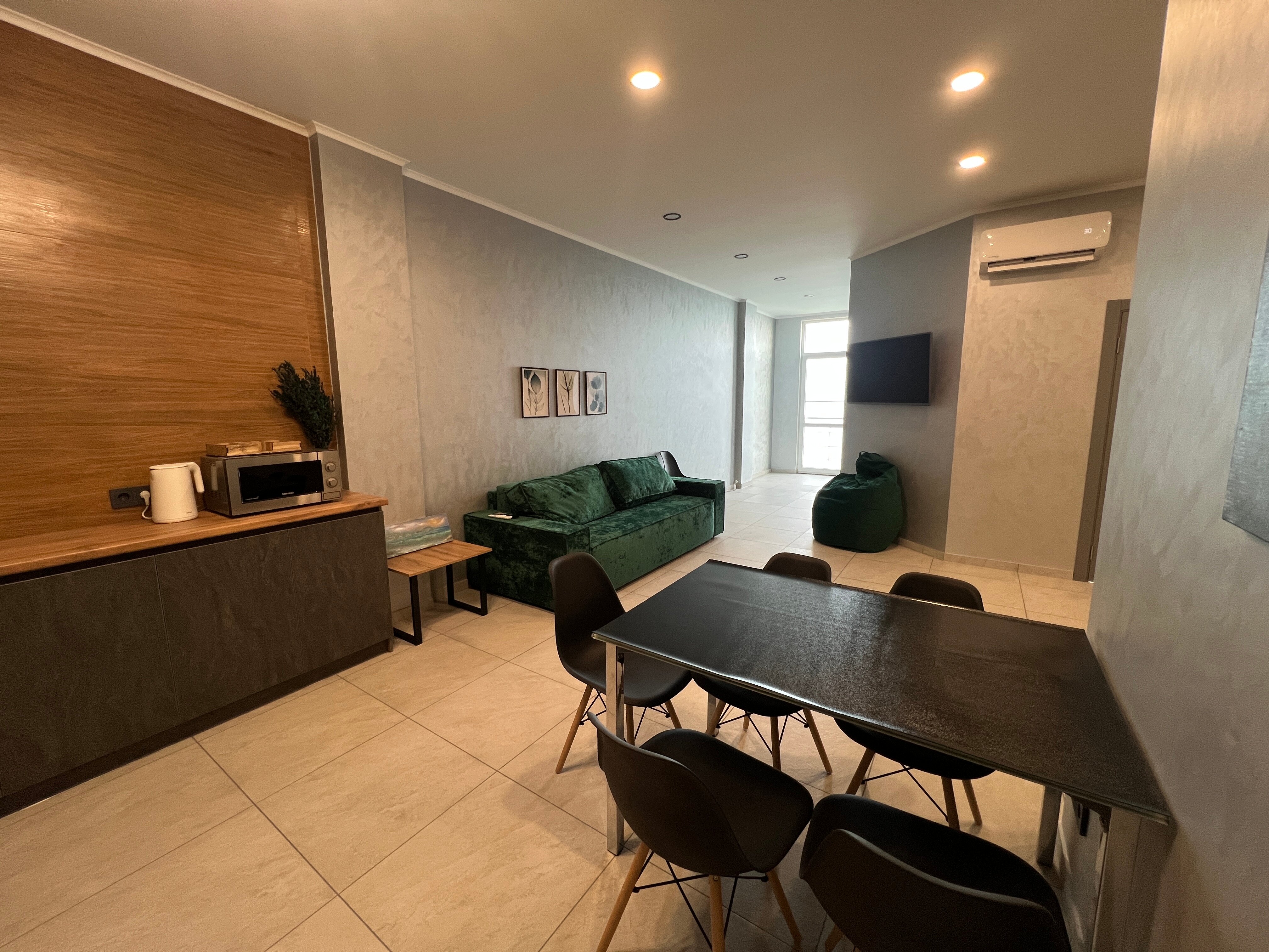 Фото Альмари