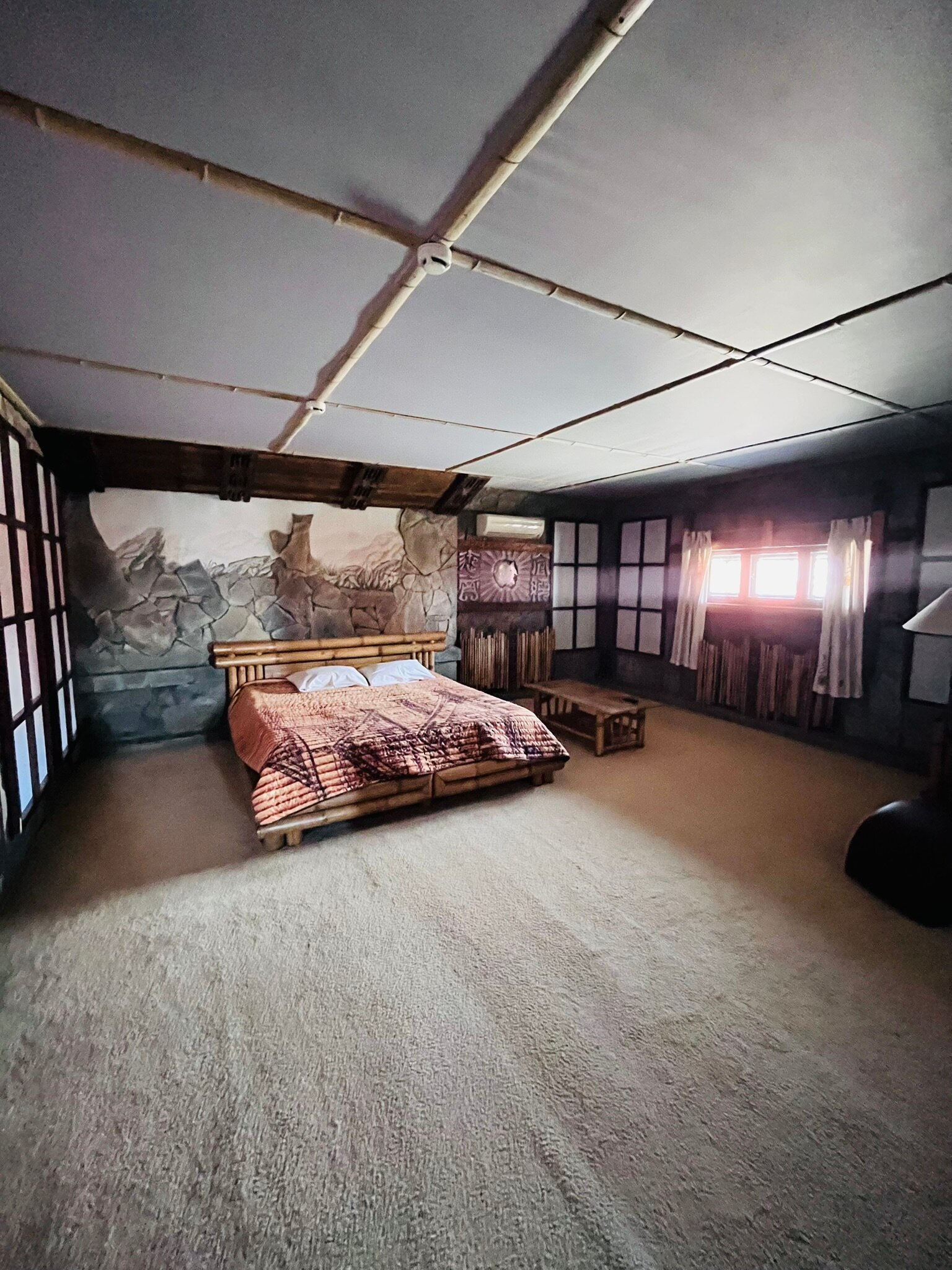 Фото Замок в долине