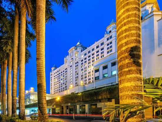 Фото Waterfront Cebu City Hotel & Casino