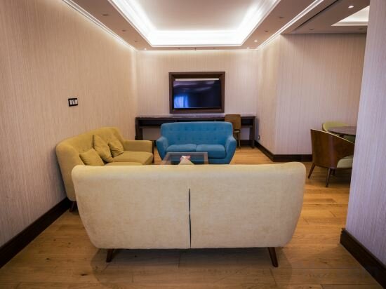 Фото Jeddah Grand Hotel