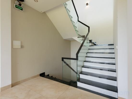 Фото May Crystal Pool Villa 5brs near My Khe beach