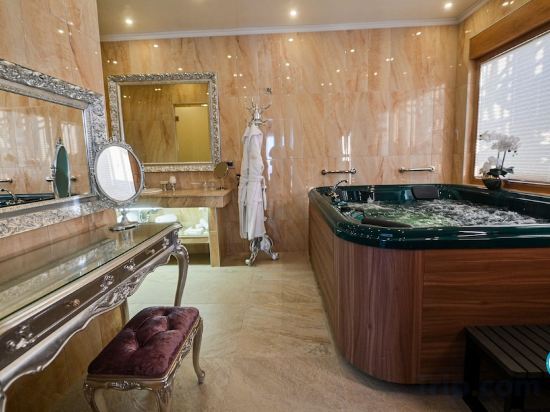 Фото Hotel  Prezident Palace Belgrade