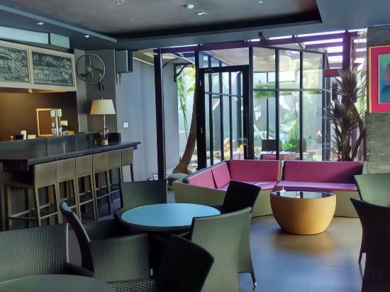 Фото Amaroossa Hotel Bandung