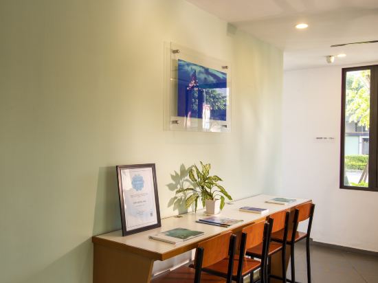 Фото Êmm Hotel Hue