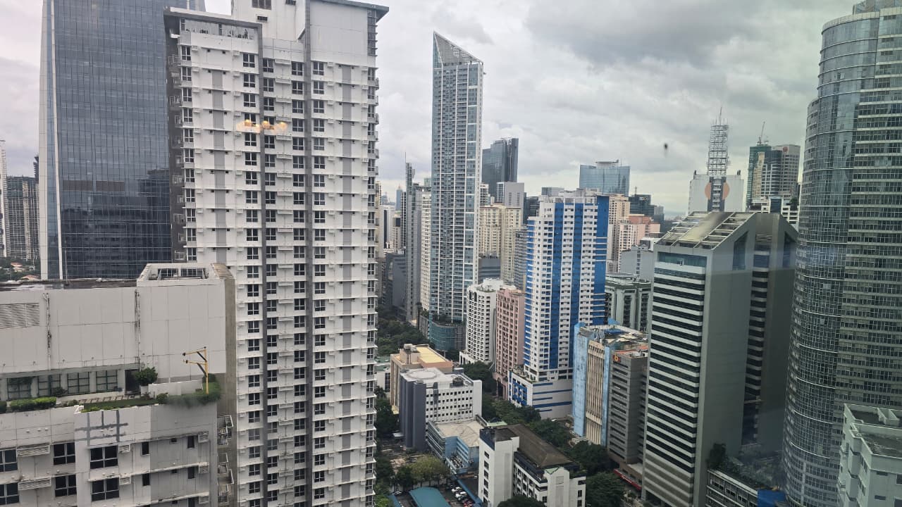 Фото The Alpha Suites