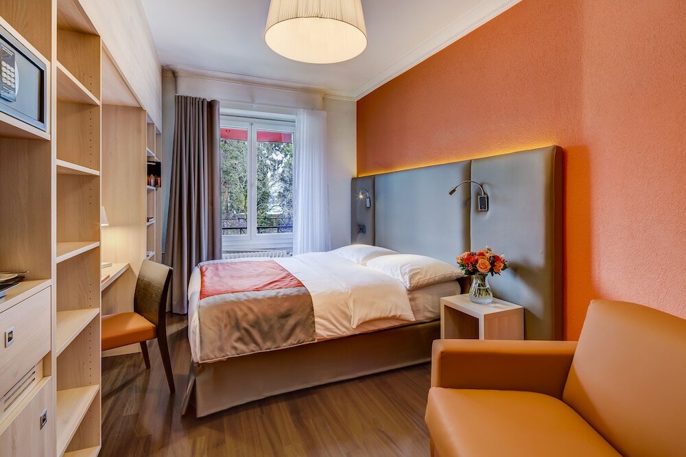 Фото Hotel Eden Genève