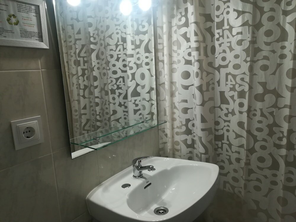 Фото Hostal Albero by gaiarooms