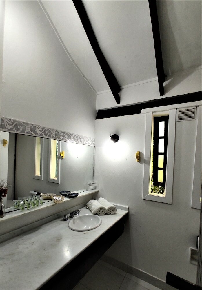 Фото Pousada Hibiscus Beach