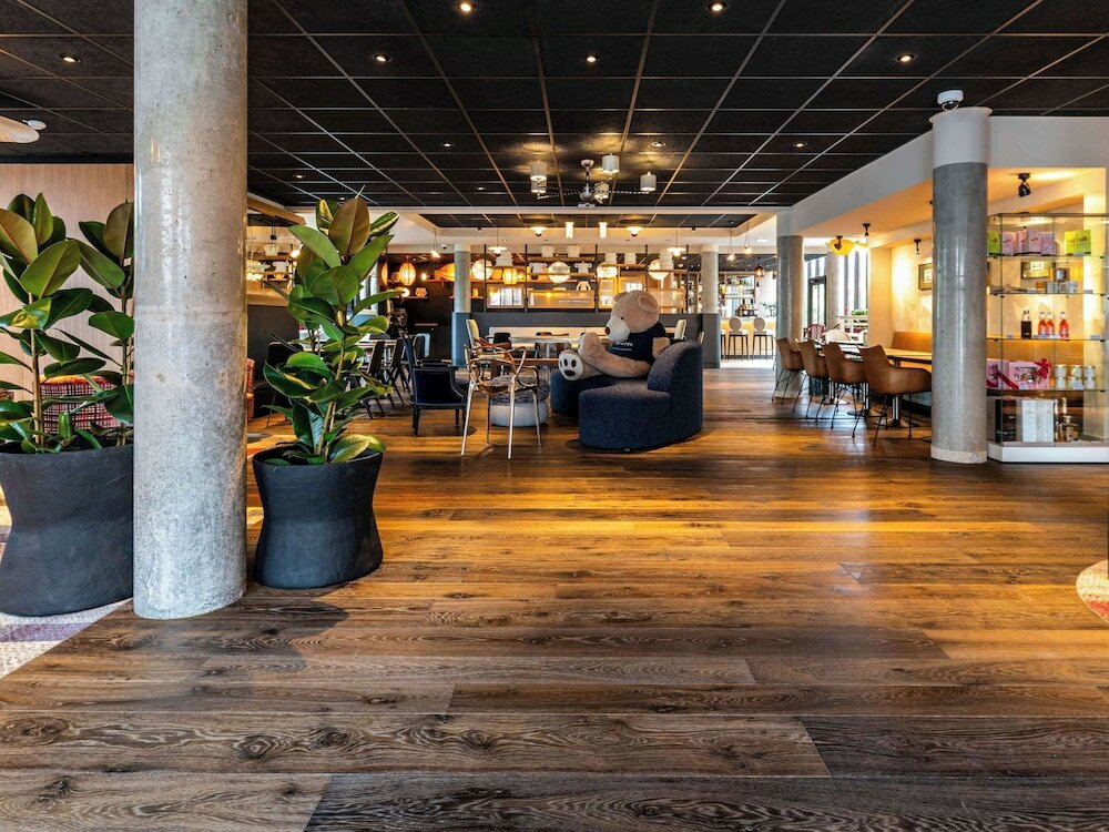 Фото Novotel Suites Reims Centre