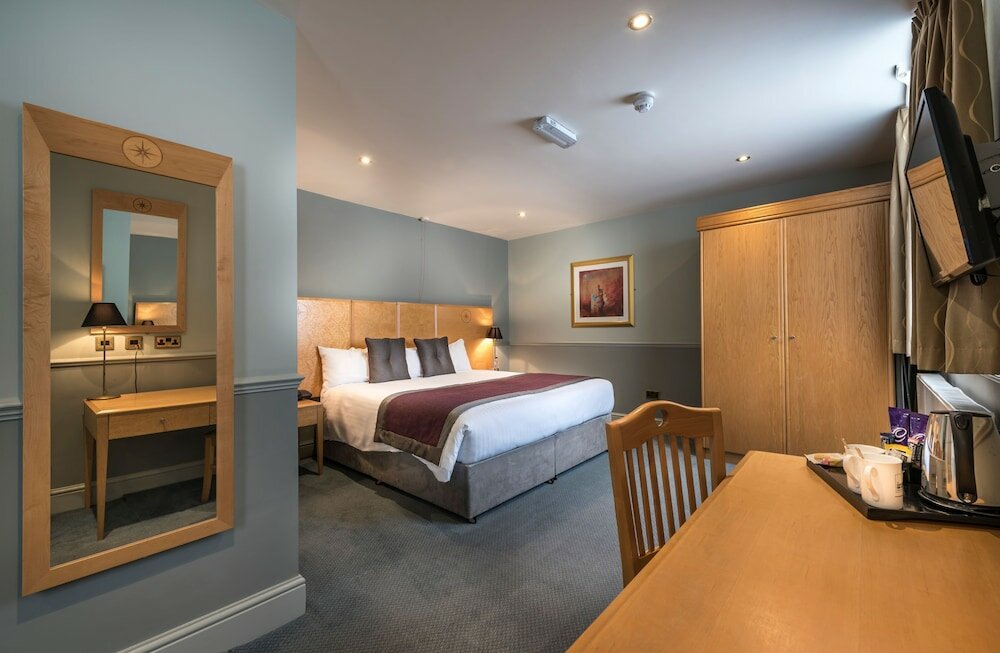 Фото The Swan Hotel, Stafford, Staffordshire