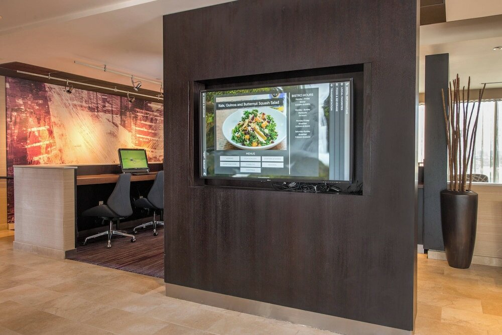 Фото Courtyard Fairfax Fair Oaks