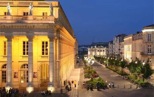 Внешний вид отеля Hotel Mercure Bordeaux Centre Ville в Бордо, фото 4