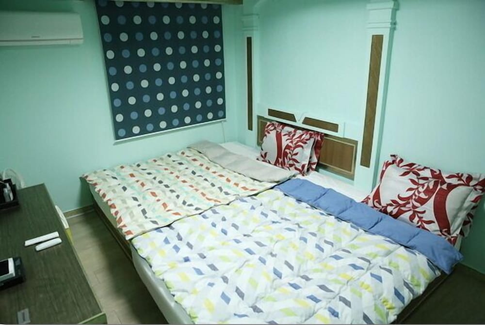 Фото Moiri Guesthouse - Hostel