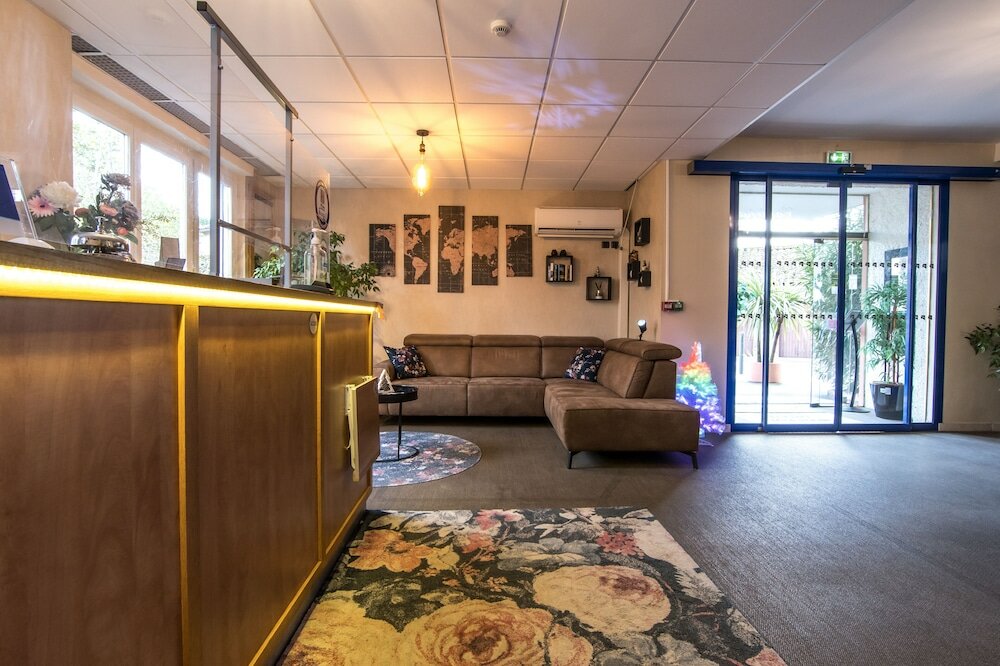 Фото The Originals City, Hôtel Rive Droite, Albi