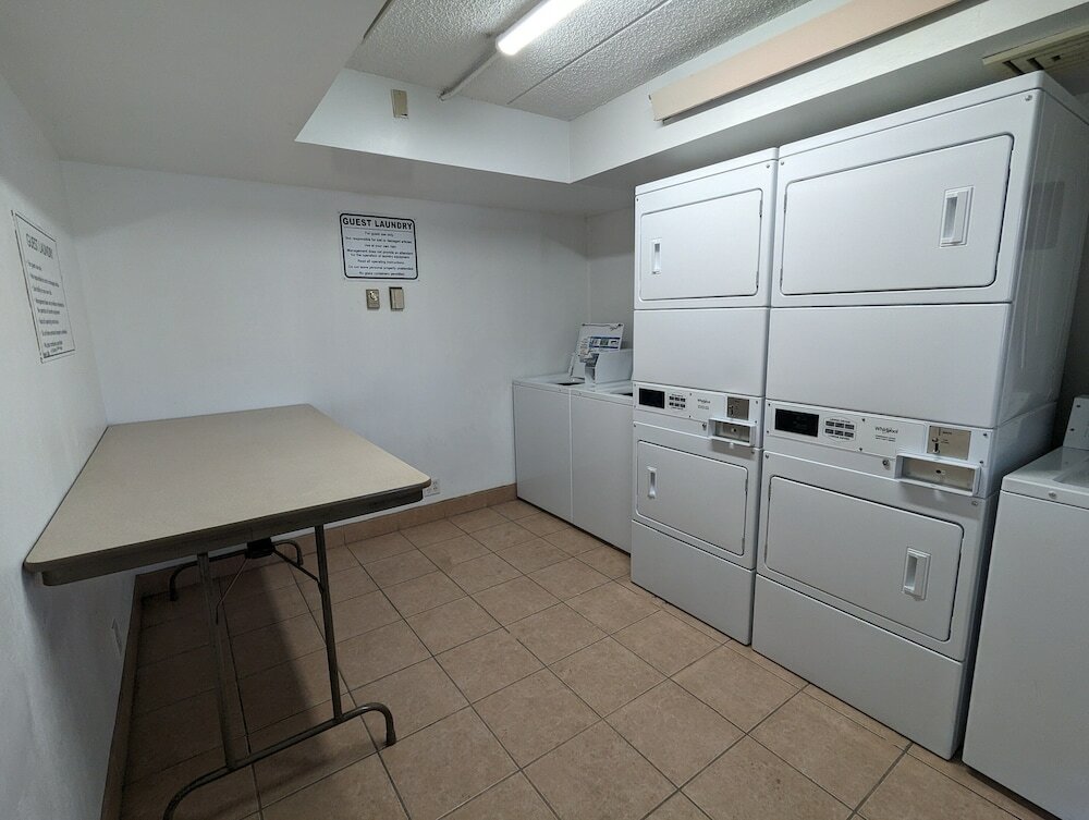 Фото Travelodge by Wyndham Pueblo