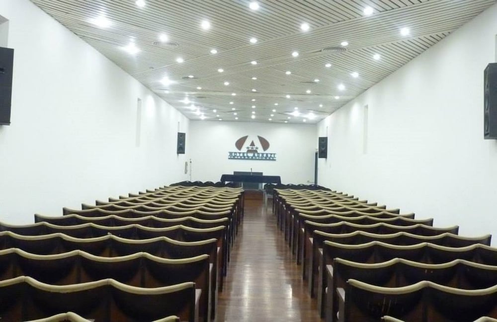 Фото Hotel Adrazi