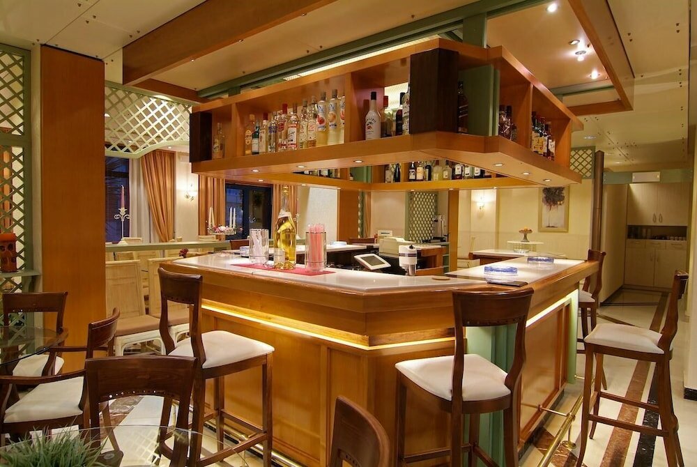 Фото Hotel Kalafati