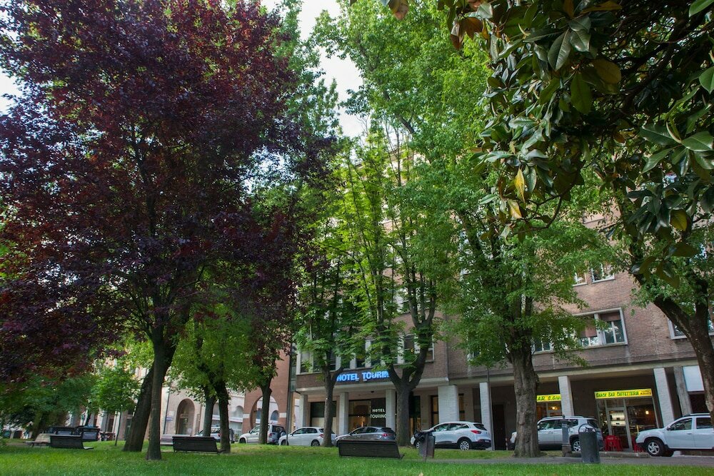 Фото Hotel Touring