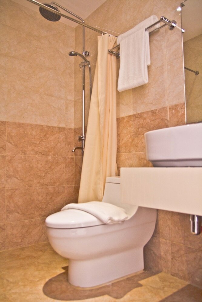 Фото Canberry Hotel