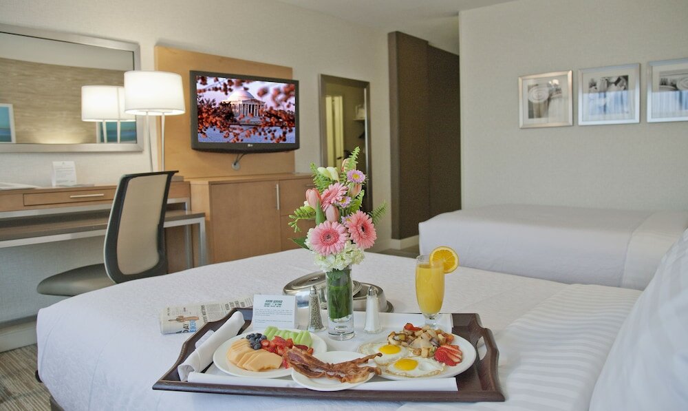 Фото Holiday Inn Washington-Central/White House, an Ihg Hotel 