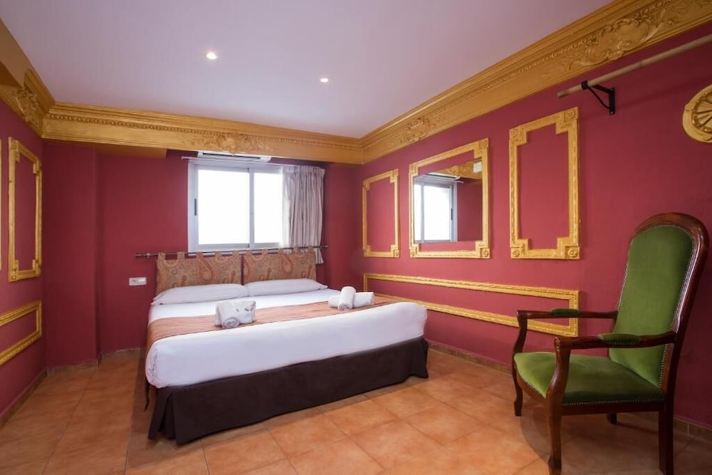 Фото Casual Valencia de las Civilizaciones