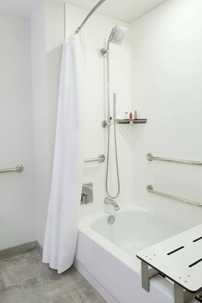 Фото Marriott Cincinnati Airport