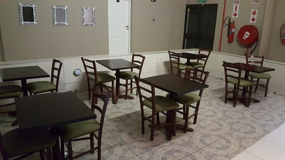 Фото Emerald Hotel