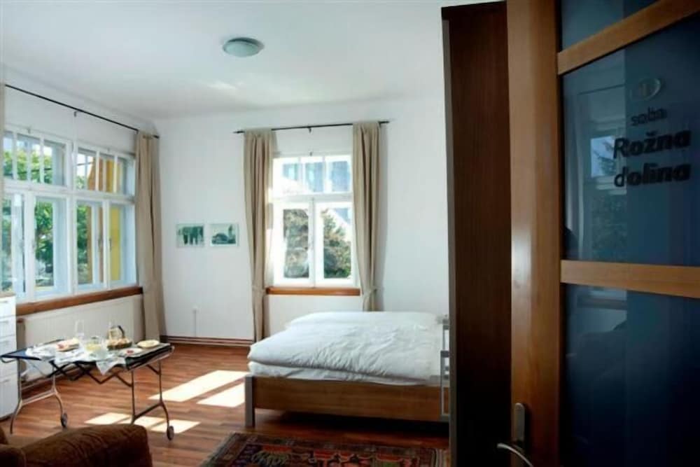 Фото Hotel Katrca 1905