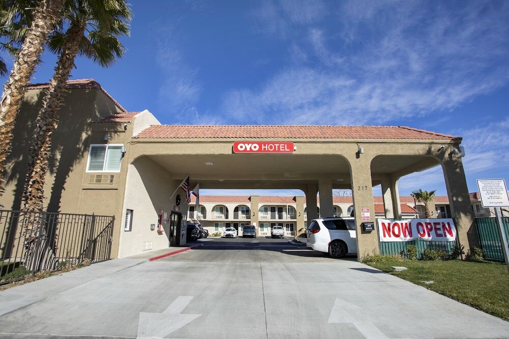 Фото Oyo Hotel Palmdale - Antelope Valley