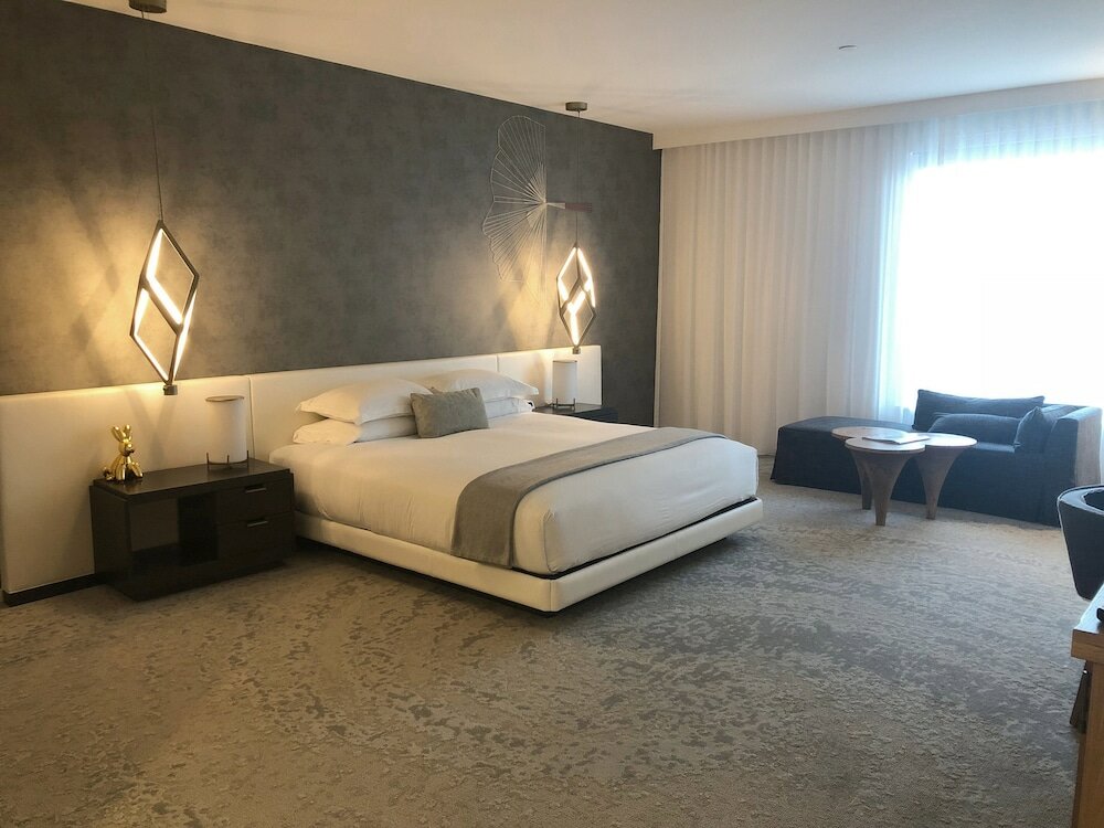 Фото Kimpton La Peer Hotel