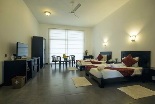 Внешний вид отеля Grand Tamarind Lake в Катарагаме, фото 5