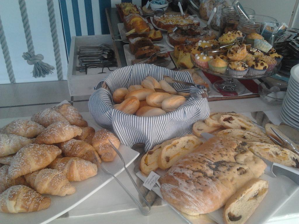 Фото Amadei Hotel Promenade