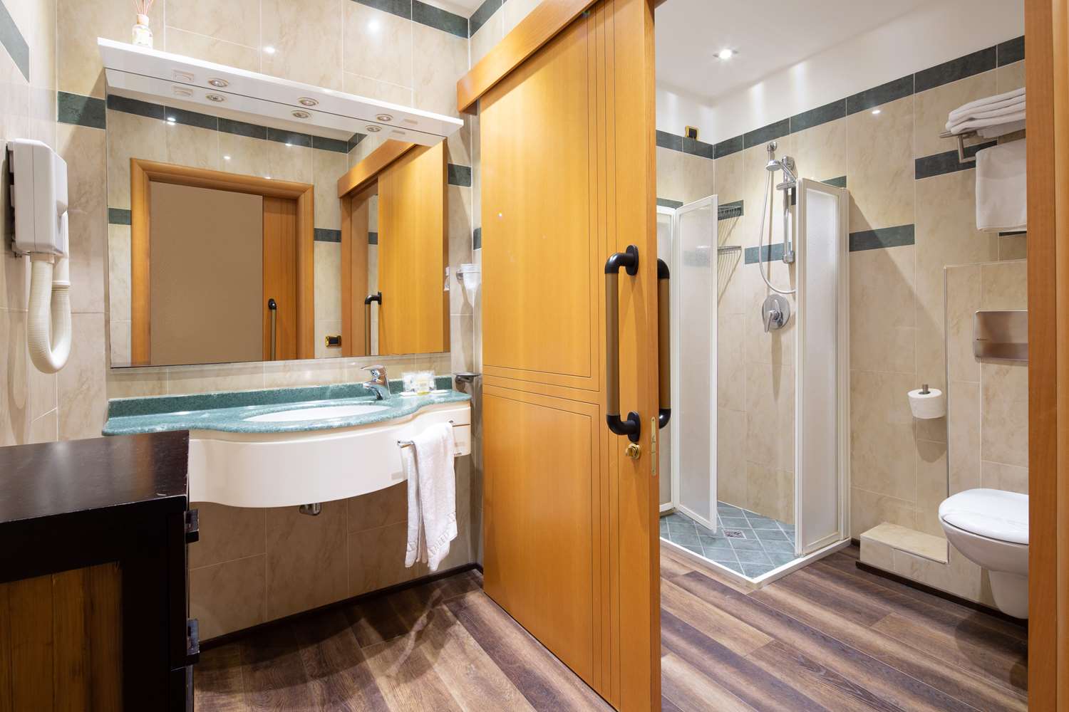 Фото Best Western Maison B