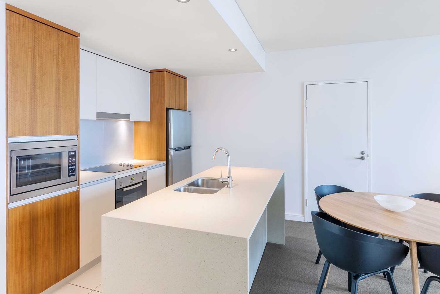 Фото Wyndham Hotel Surfers Paradise