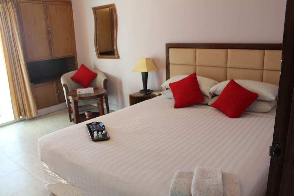 Фото Hotel Sea Crown