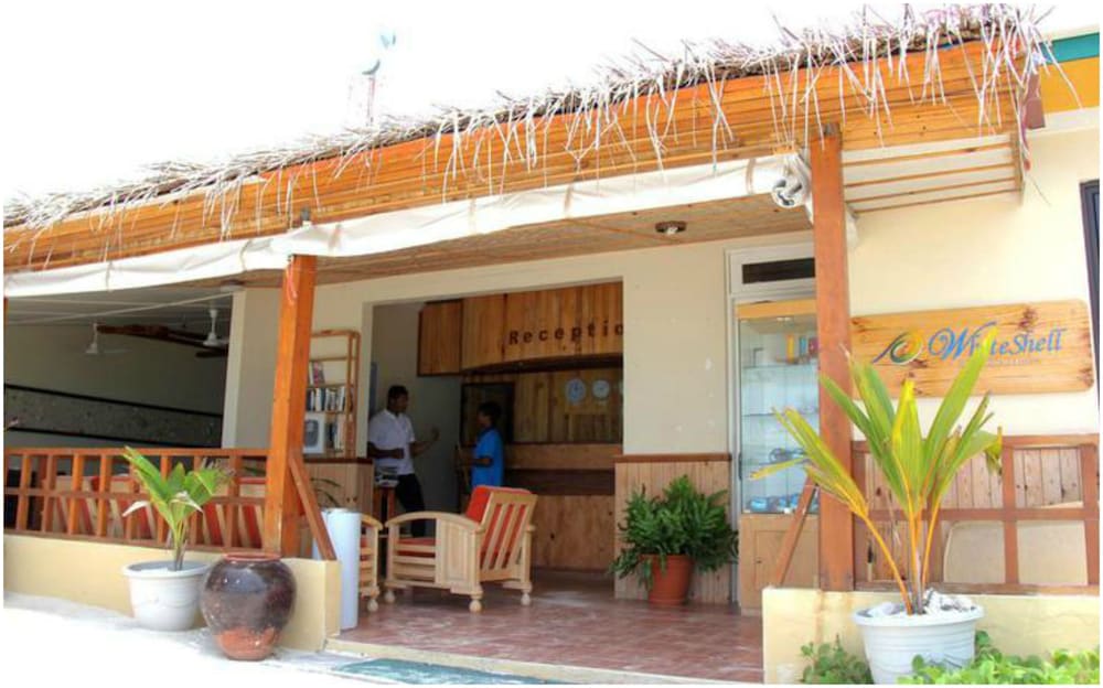 Фото Whiteshell Island Hotel & SPA